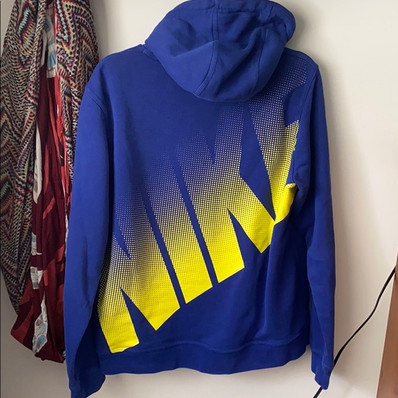 Nike hoodie - Picture 4 of 4